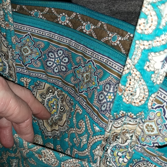 Vera Bradley cotton carryall. - Picture 8 of 13